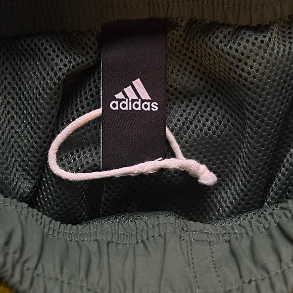 Authentic adidas swish track pants - Picture 4 of 4